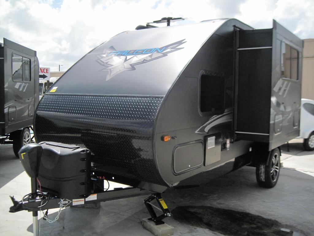 New 2018 Travel Lite Falcon F21RB Travel Trailers